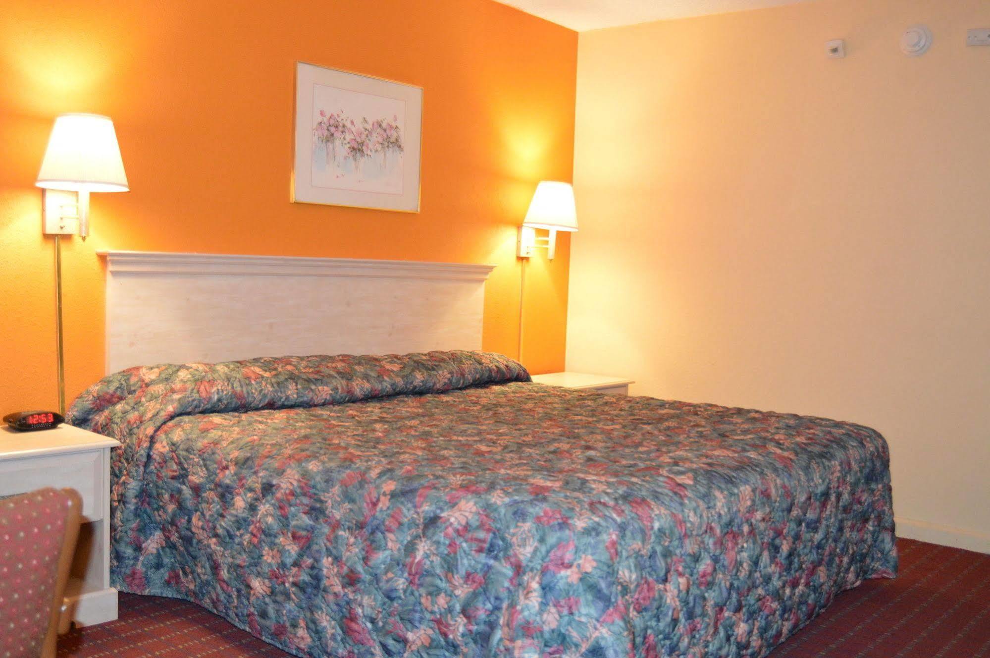 Travelers Inn South Brunswick Terrace Eksteriør bilde